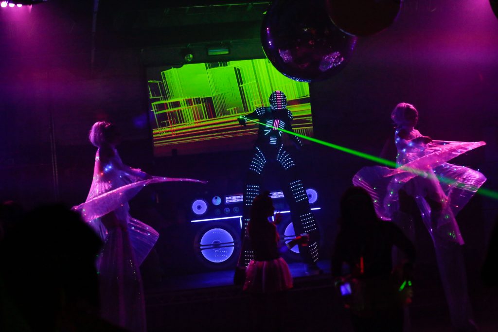 Rave_251